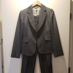 Tahari women's pinstripe suit set - size 4